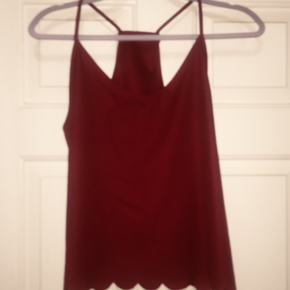 Maroon, scallop embellished, open back cami. - Picture 3 of 6